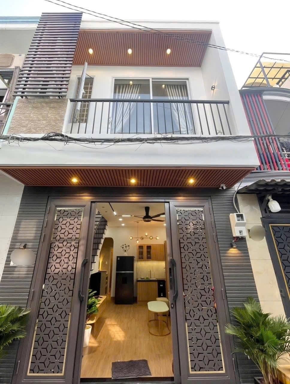 Nhà hẻm xe hơi Âu Dương Lân, Q8 - 3.25 tỷ - 44m2 - 3PN, mới tinh